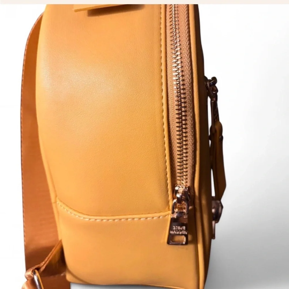 Steve Madden BBLogo Mustard Yellow Mini Backpack w sneaker charm & fun pins - Picture 5 of 8